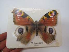 Neitoperhonen -tarra / sticker