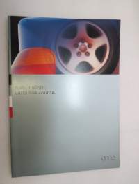 Audi-mallisto 1995 -myyntiesite / sales brochure