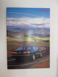 Toyota Camry 2000 -myyntiesite / sales brochure