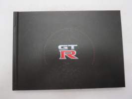 Nissan GT R35 2009 -myyntiesite / brochure