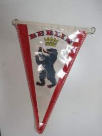 Berlin -matkailuviiri / souvenier pennant