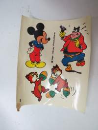 Walt Disney 3 - Kalle Anka & Co överföringsbilder 1964 -siirtokuva-arkki, joka ollut Ruotsin Aku-lehden mukana -decals
