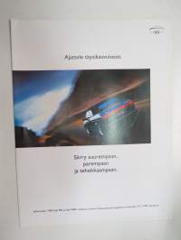 Saab 900 - Siirry suurempaan, parempaan ja tehokkaampaan - juhlavuoden 1998 900 ja 9000 mallistot ja hinnat -myyntiesite / brochure