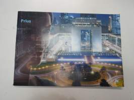 Toyota Prius 2010 -myyntiesite / brochure