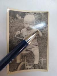 Paavo 1 v. 1 kk. -valokuva / photograph