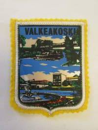 Valkeakoski-kangasmerkki / matkailumerkki / hihamerkki / badge -pohjaväri keltainen