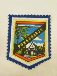 Punkaharju-kangasmerkki / matkailumerkki / hihamerkki / badge -pohjaväri sininen