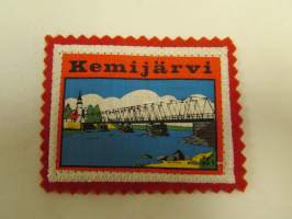 Kemijärvi -kangasmerkki / matkailumerkki / hihamerkki / badge -pohjaväri punainen