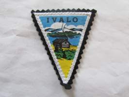 Ivalo -kangasmerkki / matkailumerkki / hihamerkki / badge -pohjaväri musta