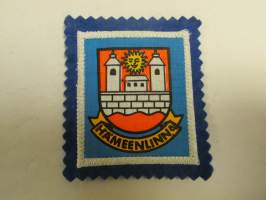 Hämeenlinna -kangasmerkki / matkailumerkki / hihamerkki / badge -pohjaväri sininen