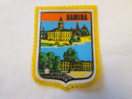 Hamina -kangasmerkki / matkailumerkki / hihamerkki / badge -pohjaväri keltainen