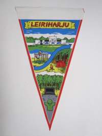 Saarijärvi - Leiriharju -matkailuviiri / souvenier pennant