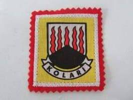 Kolari -kangasmerkki / matkailumerkki / hihamerkki / badge -pohjaväri punainen