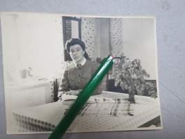 Lotta - Luostarilla 1944 -valokuva