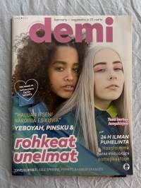 Demi 2018 nr 10, julisteet Cole Sprouse, Frendit