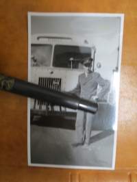 Linja-auto - linja-autot, Ruotsi (Växjö?) 1940-luku -valokuva -SJ buss / bussar närä Växjö, 1940-talet i Sverige