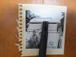 Linja-auto - linja-autot, Ruotsi (Växjö?) 1940-luku -valokuva -SJ buss / bussar närä Växjö, 1940-talet i Sverige