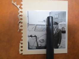 Linja-auto - linja-autot, Ruotsi (Växjö?) 1940-luku -valokuva -SJ buss / bussar närä Växjö, 1940-talet i Sverige VOLKSWAGEN TRANSPORTER Typ 1?