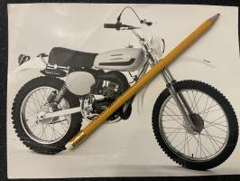 Jaguarino BM / II -mopedi / moottoripyörä tai niihin liittyvä -valokuva, promootiokuva / promotional photograph of a moped / motercycle / related