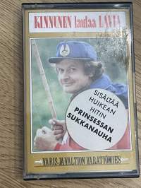 Heikki Kinnunen laulaa Lavia - Varas ja valtion varatyömies, WRC 001 -C-kasetti / C-cassette