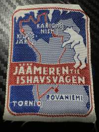 Jäämerentie Ishavsvägen -kangasmerkki / matkailumerkki / hihamerkki / badge -pohjaväri valkoinen