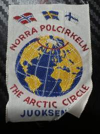 Norra Polcirkeln -kangasmerkki / matkailumerkki / hihamerkki / badge -pohjaväri valkoinen
