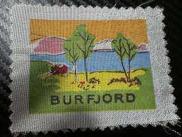 Burfjord -kangasmerkki / matkailumerkki / hihamerkki / badge -pohjaväri valkoinen