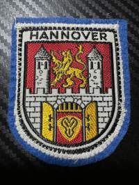 Hannover -kangasmerkki / matkailumerkki / hihamerkki / badge -pohjaväri valkoinen