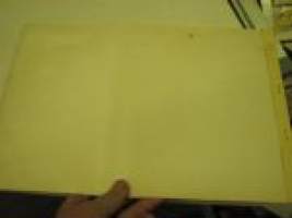 Äitienpäiväkortit -myyntiesite