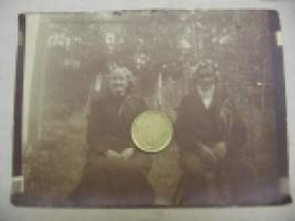 Kultahääpari -valokuva ( Jeremias ja Helena Stenfors . Helena os Forsberg)