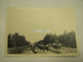 Ratatöissä -saksalainen sotilasvalokuva