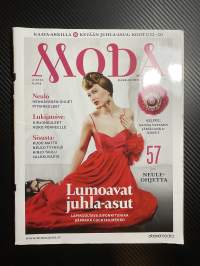Moda 2012 nr 2, Lumoavat juhla-asut, sisältää kaava-arkin