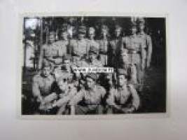 Taas kuvaan... -suomalainen sotilasvalokuva