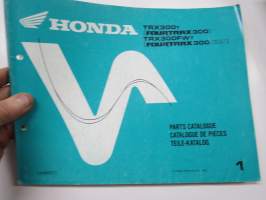 Honda TRX300T (Fourtrax300) TRX300FWT (Fourtrax300 4X4) Parts List -varaosaluettelo