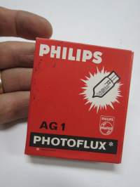 Philips Photolux AG 1 -salamalamppuja, pakkaus jossa puolet lampuista eli 5 kpl käyttämättömiä jäljellä