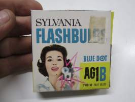 Sylvania Flashbulbs AG1B Blue Bulbs -salamalamppuja, pakkaus jossa lamput 10 kpl kaikki käyttämättömiä jäljellä