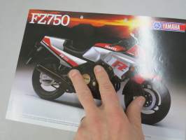 Yamaha FZ750 -myyntiesite