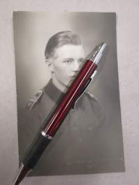 Sotilaspotretti 1933, Valokuvaamo Keski-Savo (Suomela) MIkkeli -valokuva