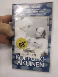 Koeputkiaikuinen elokuva -VHS-kasetti myyntivideo, osissa mm. Spede Pasanen, Simo Salminen, Vesa-Matti Loiri, Merja Tammi, Kirsti Wallasvaara -käyttämätön, muoveissa