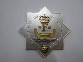 Yleinen Autoliitto - Suomi Touring Club - Tähtiajo, ? 1961 -osanottajamerkki (ei keulamerkki), valmistaja Veljekset Sundqvist