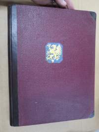 Työnäytteitä - Kirjapainokoulun maaseutukursseilta 1935 -kansio, jossa runsaasti erilaisia lomakkeita ja painokuvia ym.