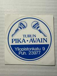 Turun pika avain -tarra