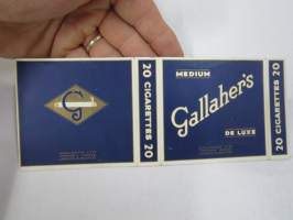 Gallaher´s Medium De Luxe -tupakkaetiketti / laatikko 