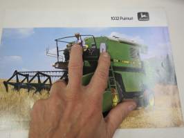 John Deere 1032 leikkuupuimuri -myyntiesite / sales brochure