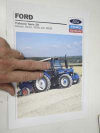 Ford Traktorer Serie 30 Modell 3930, 4630, 4830 broschyr / traktori -myyntiesite, ruotsinkielinen