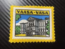 Vaasa - Vasa -kangasmerkki / matkailumerkki / hihamerkki / badge -pohjaväri keltainen