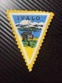 Ivalo -kangasmerkki / matkailumerkki / hihamerkki / badge -pohjaväri keltainen