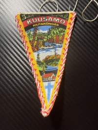 Kuusamo Kiutaköngäs -matkailuviiri, pikkukoko / souvenier pennant