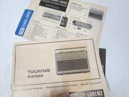 Schaub-Lorenz Touring Europa matkaradio -alkuperäiset käyttöohjeet, piirikaaviot ym. paperit, jotka olleet mukana