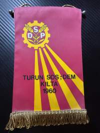 Turun SOS-DEM KILTA 1960 -pöytäviiri / pöytälippu